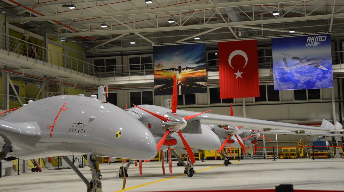 لماذا تسعى تركيا إلى تطوير قدراتها في قطاع الطائرات المسيرة؟