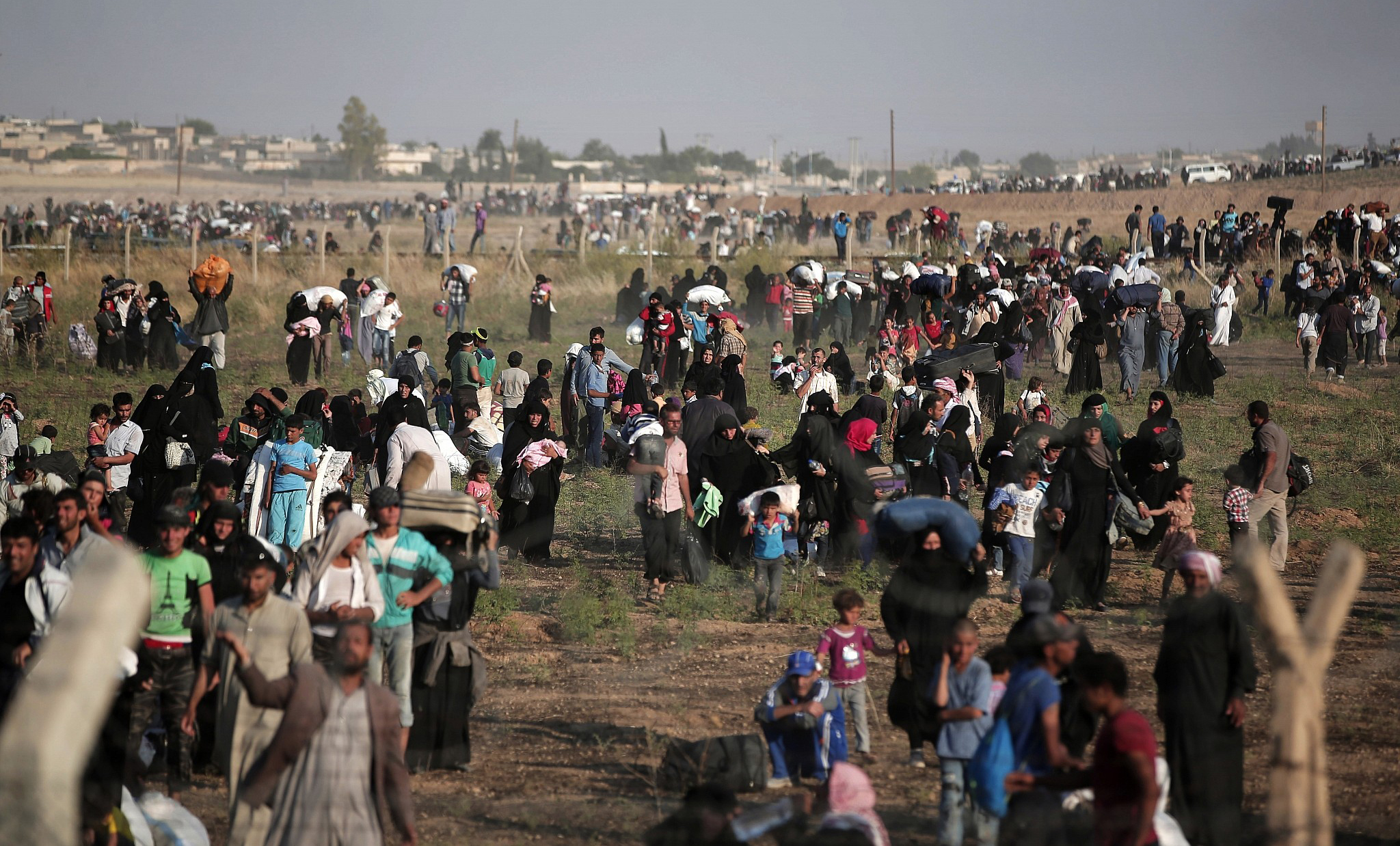لماذا تتجدد إشكاليات ملف اللاجئين على المستويين الإقليمي والدولي؟