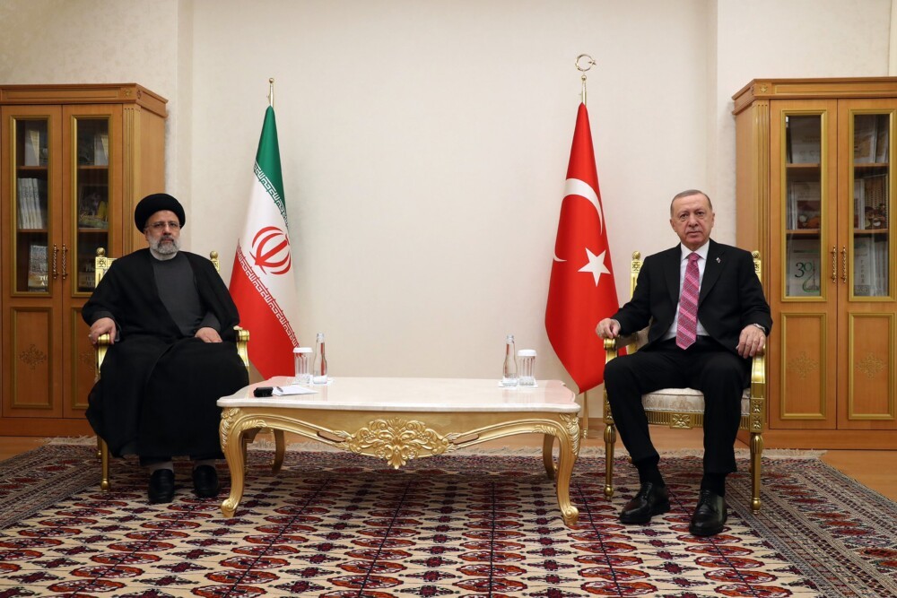 لماذا تصاعد التوتر المستتر بين تركيا وإيران؟
