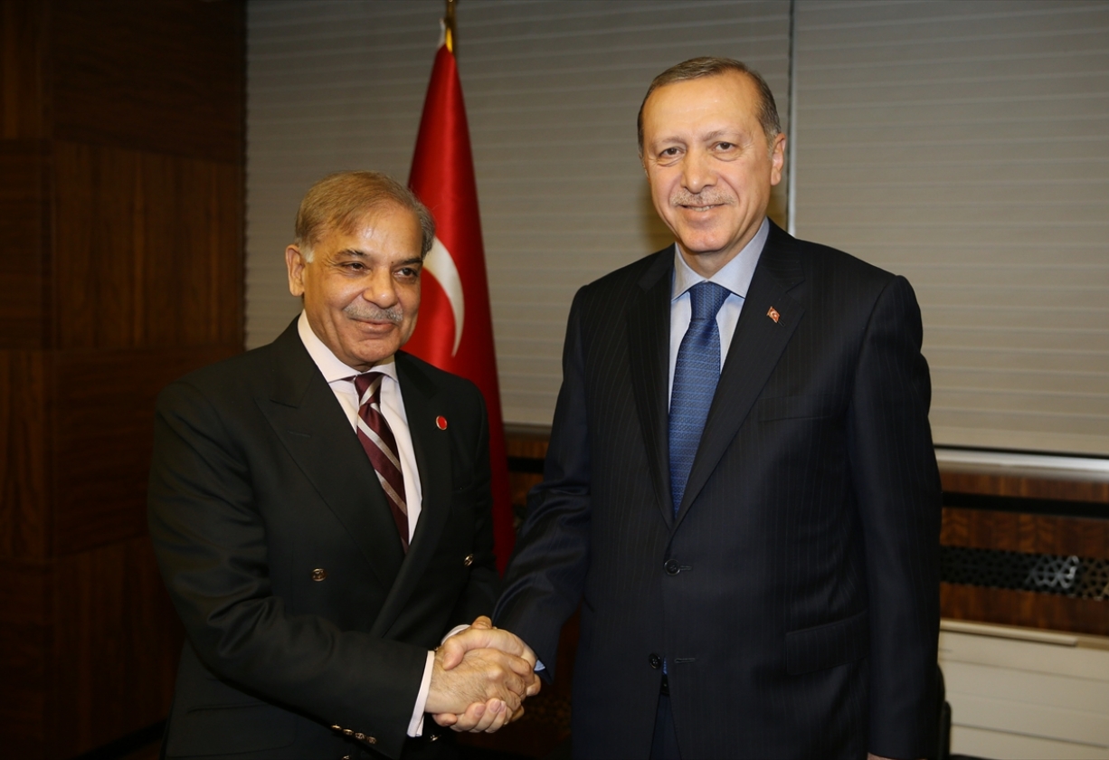 Sharif Visits Ankara to Strengthen its ties with Islamabad