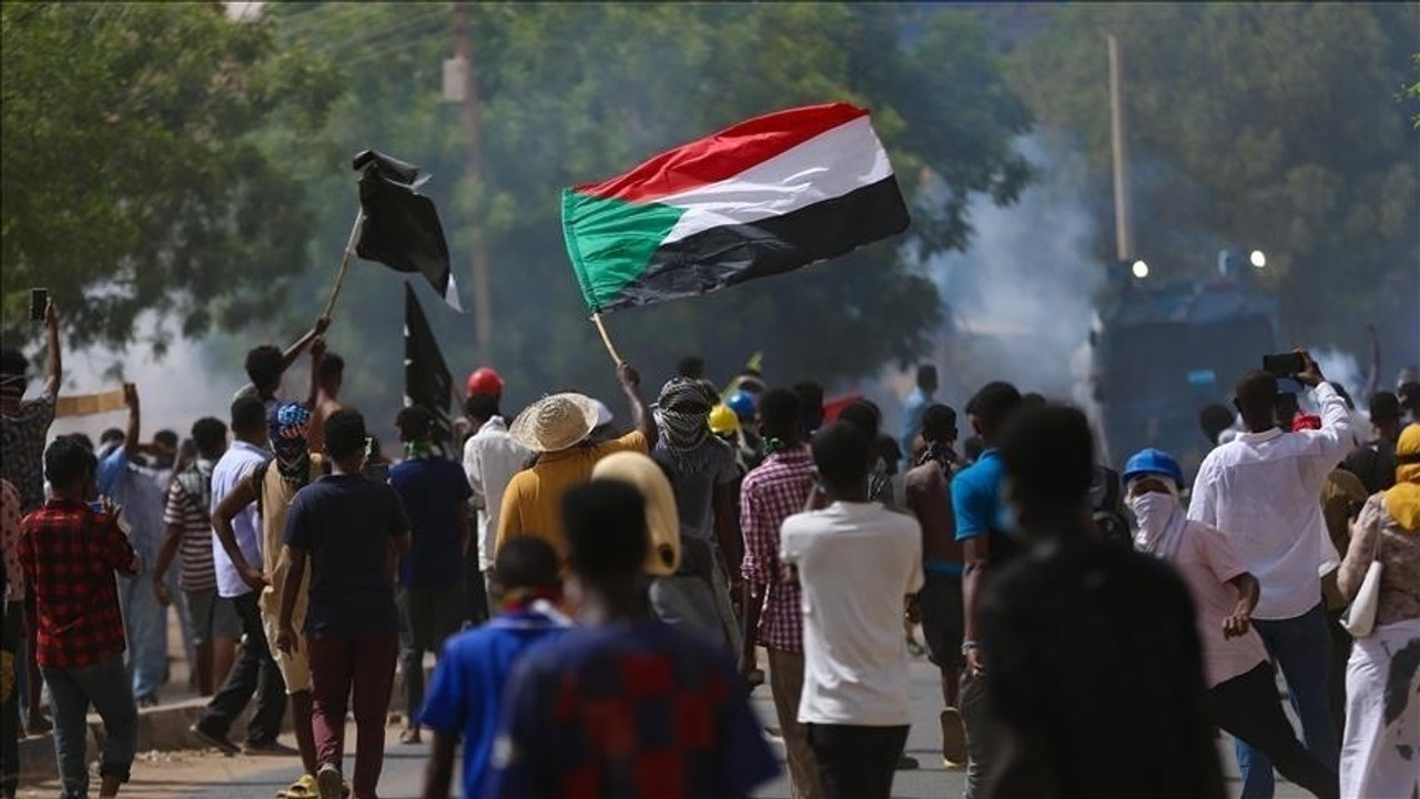 Obstacles to Holding  Successful National Dialogue in Sudan