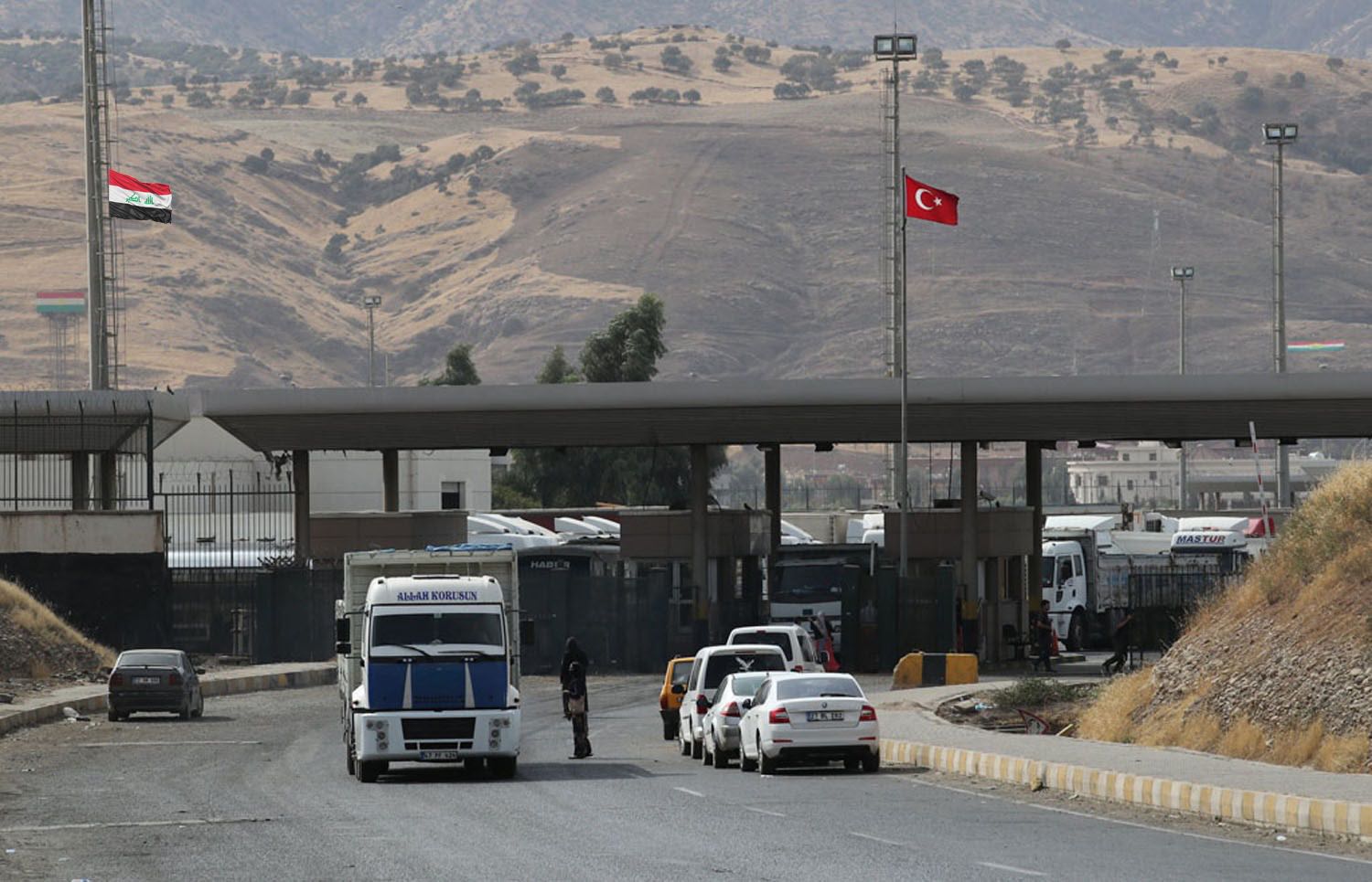 هل ينجح العراق في تأمين حدوده مع إيران وتركيا؟