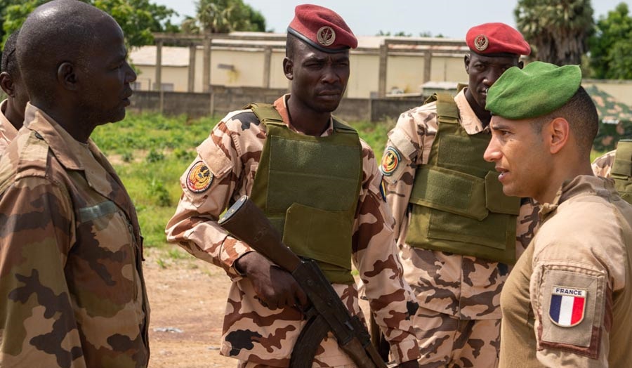 دوافع التواجد العسكري الفرنسي على حدود تشاد والسودان