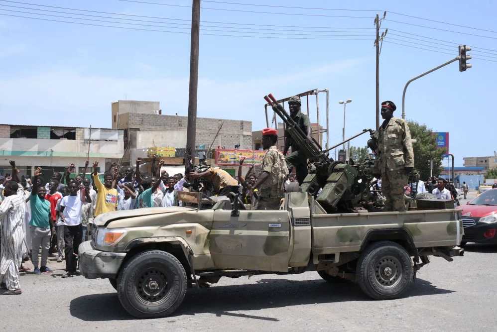 لماذا صعّد الاتحاد الأوروبي ضغوطه على طرفي الصراع في السودان؟