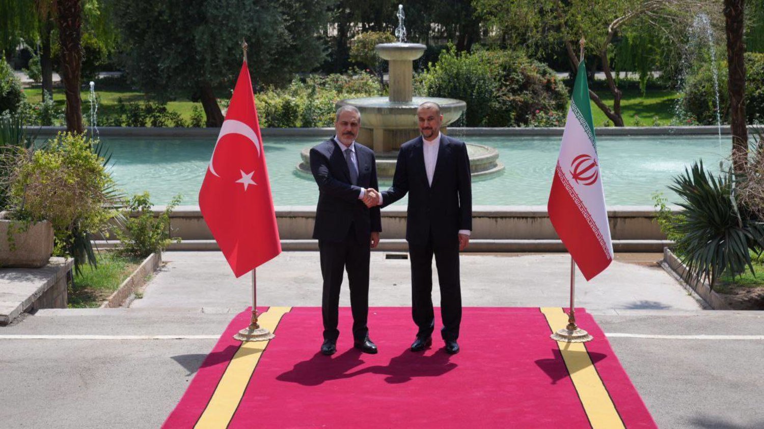 لماذا طرحت إيران مبادرة جديدة لتطوير العلاقات بين تركيا وسوريا؟