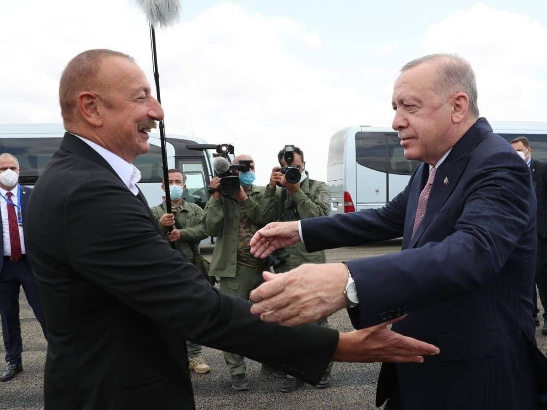 المحددات الحاكمة لزيارة الرئيس التركي إلى أذربيجان