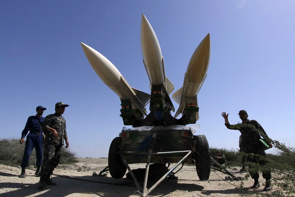 تداعيات الهجمات الإسرائيلية ضد الأهداف الإيرانية بالمنطقة